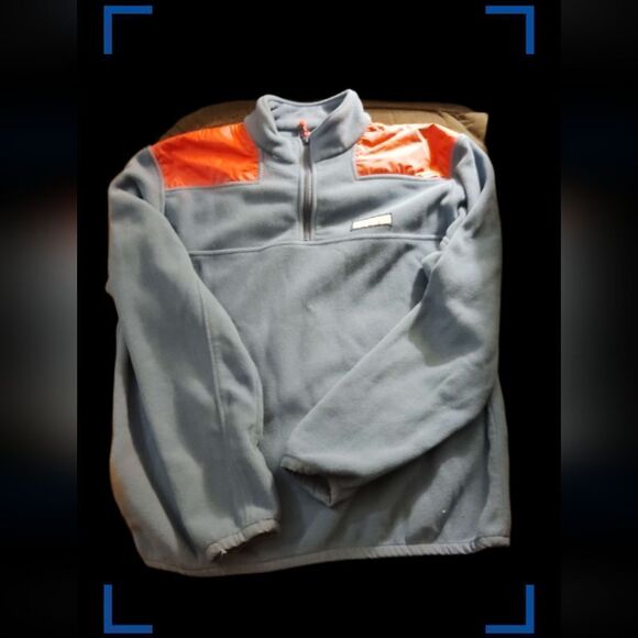 Vineyard Vines blue fleece 1/2 pullover(sleeves worn with lint) Vineyard Vines b - Picture 1 of 6